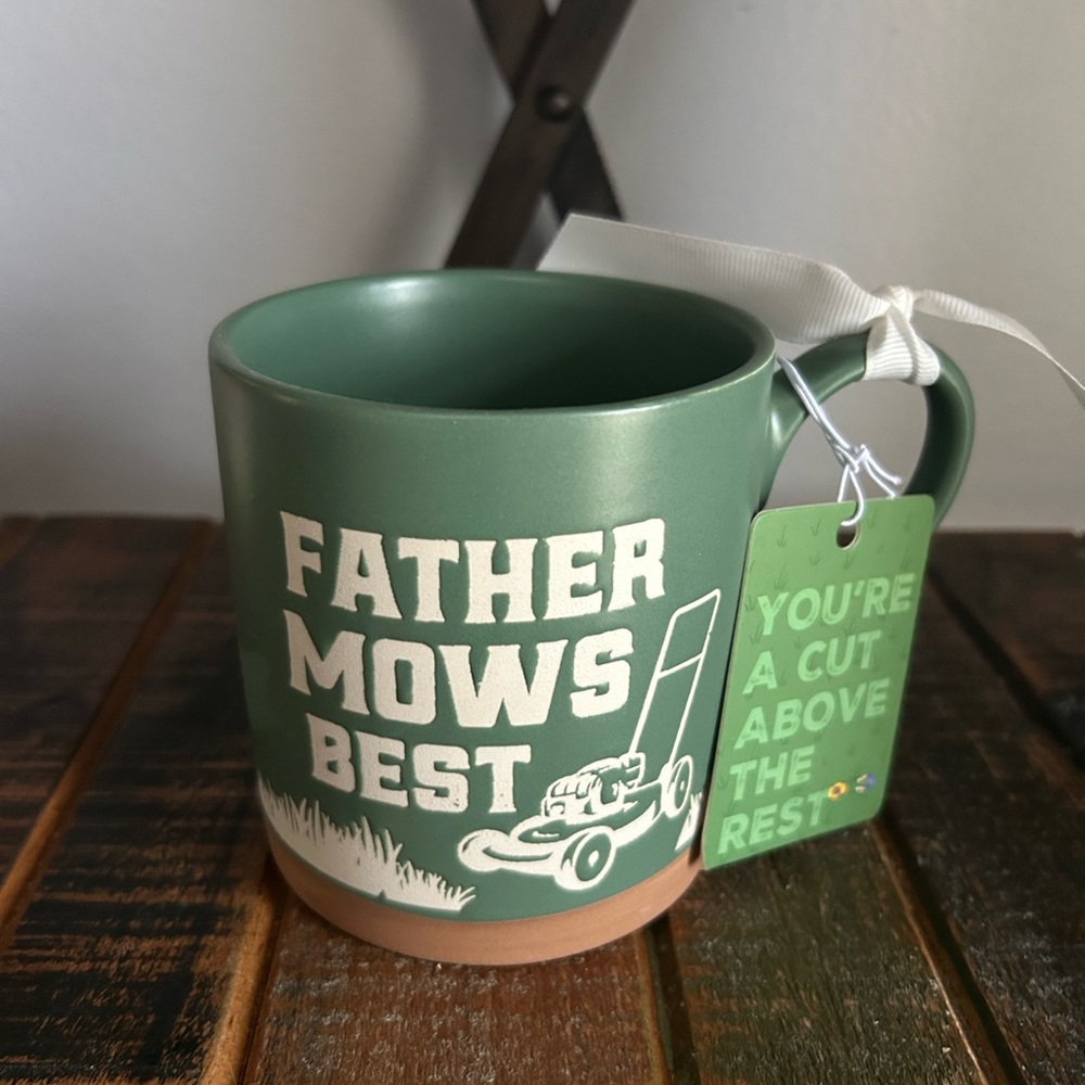Eccolo FATHER MOWS BEST Green Mug Dad Humor Lawn Mower NEW